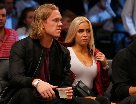 alex cooper and noah syndergaard|Noah Syndergaard possibly dating podcaster (and ex)。